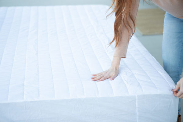 stretchable quilted mattress protector - tochta